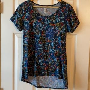 Lularoe classic tee
